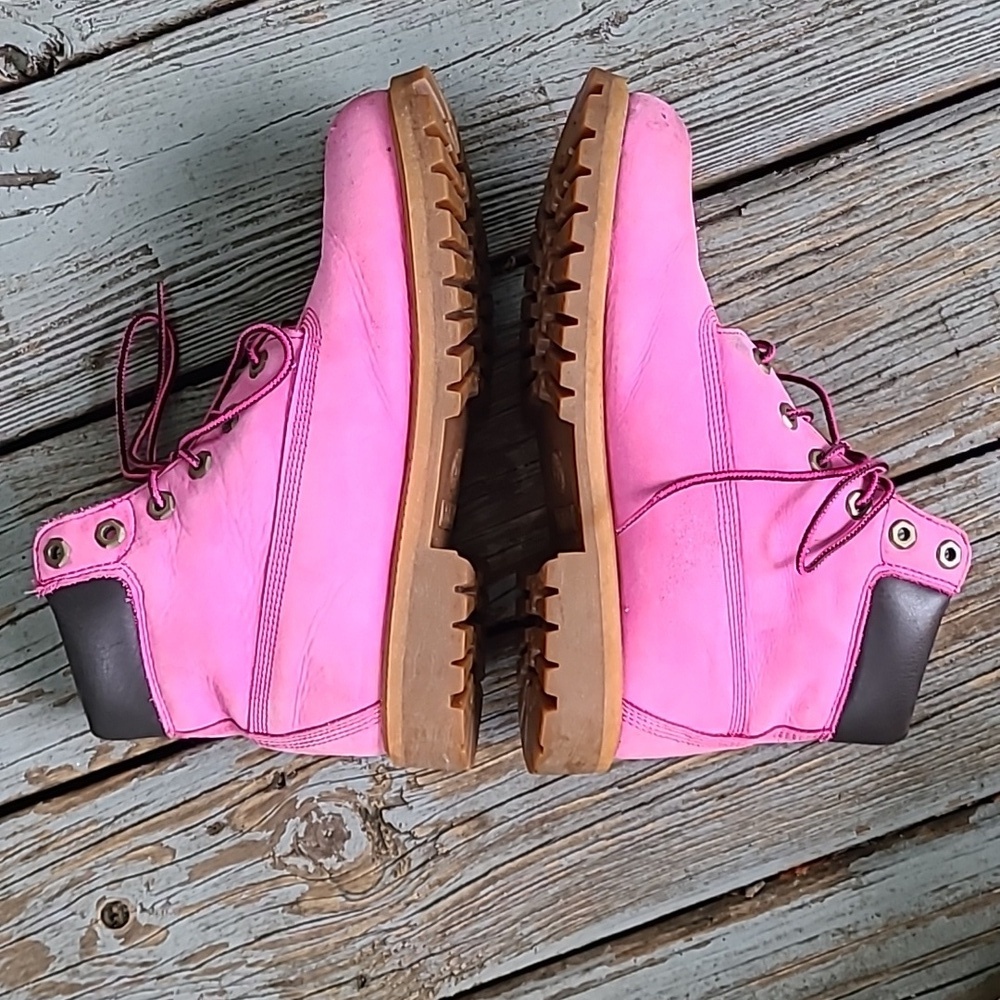 Pink Susan G Komen Breast Cancer Timberland Special Edition Boots size 7 Boys - Picture 5 of 17